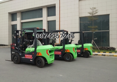 XE NÂNG ĐIỆN GIẢI PHÁP TỐI ƯU THAY THẾ CHO XE NÂNG ĐỘNG CƠ ĐỐT TRONG
