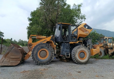 Thu mua xe xúc lật cũ giá cao - Hỗ trợ đổi xe mới nhanh chóng