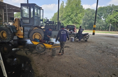 Dịch vụ sửa chữa xe xúc lật tại Tây Ninh