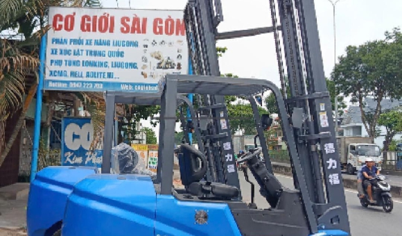 Xe nâng điện Delifork hàng mới về
