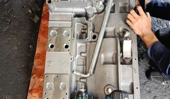 Đại tu động cơ Cummins 9.3 bao nhiêu tiền