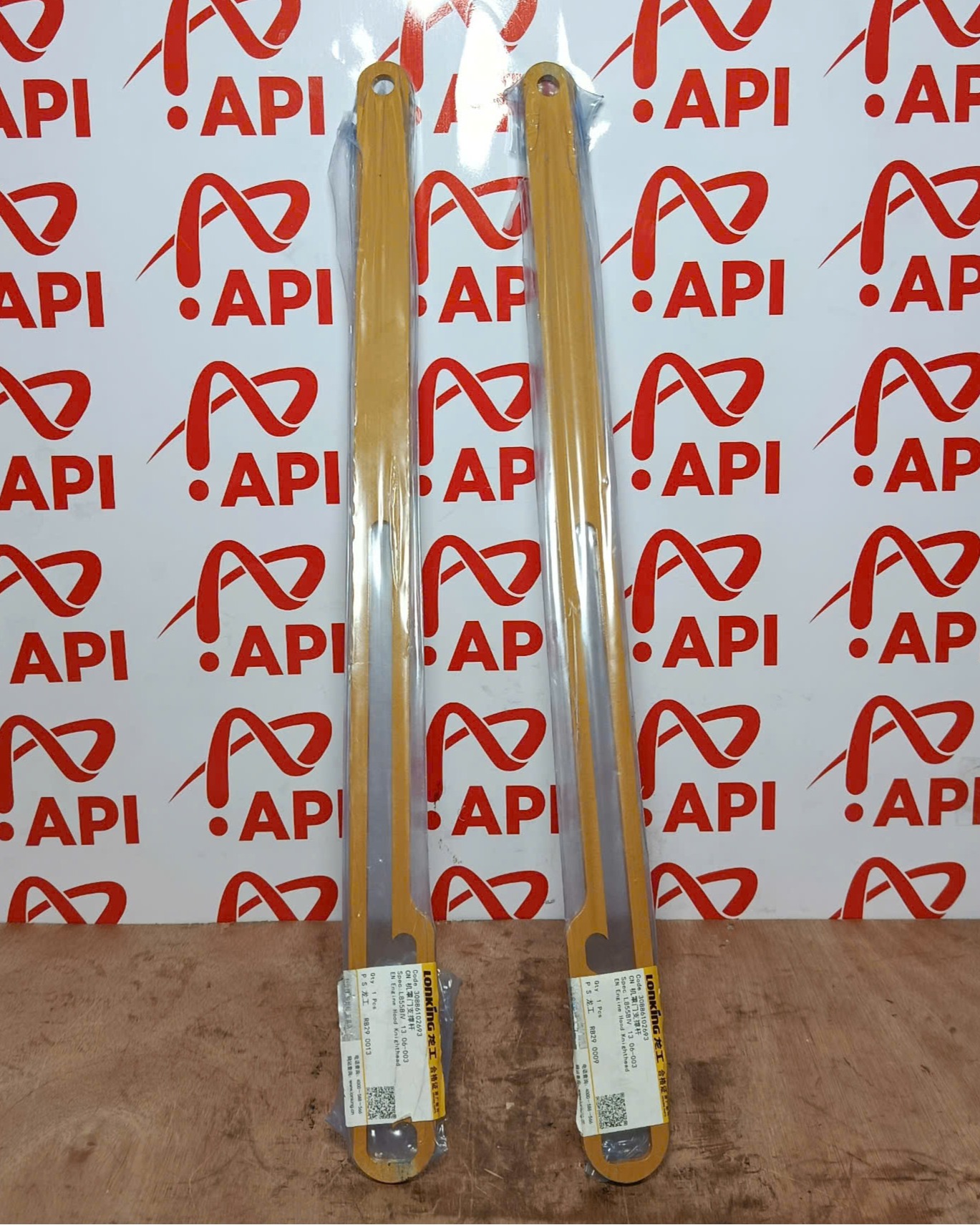 cây chống nắp capo