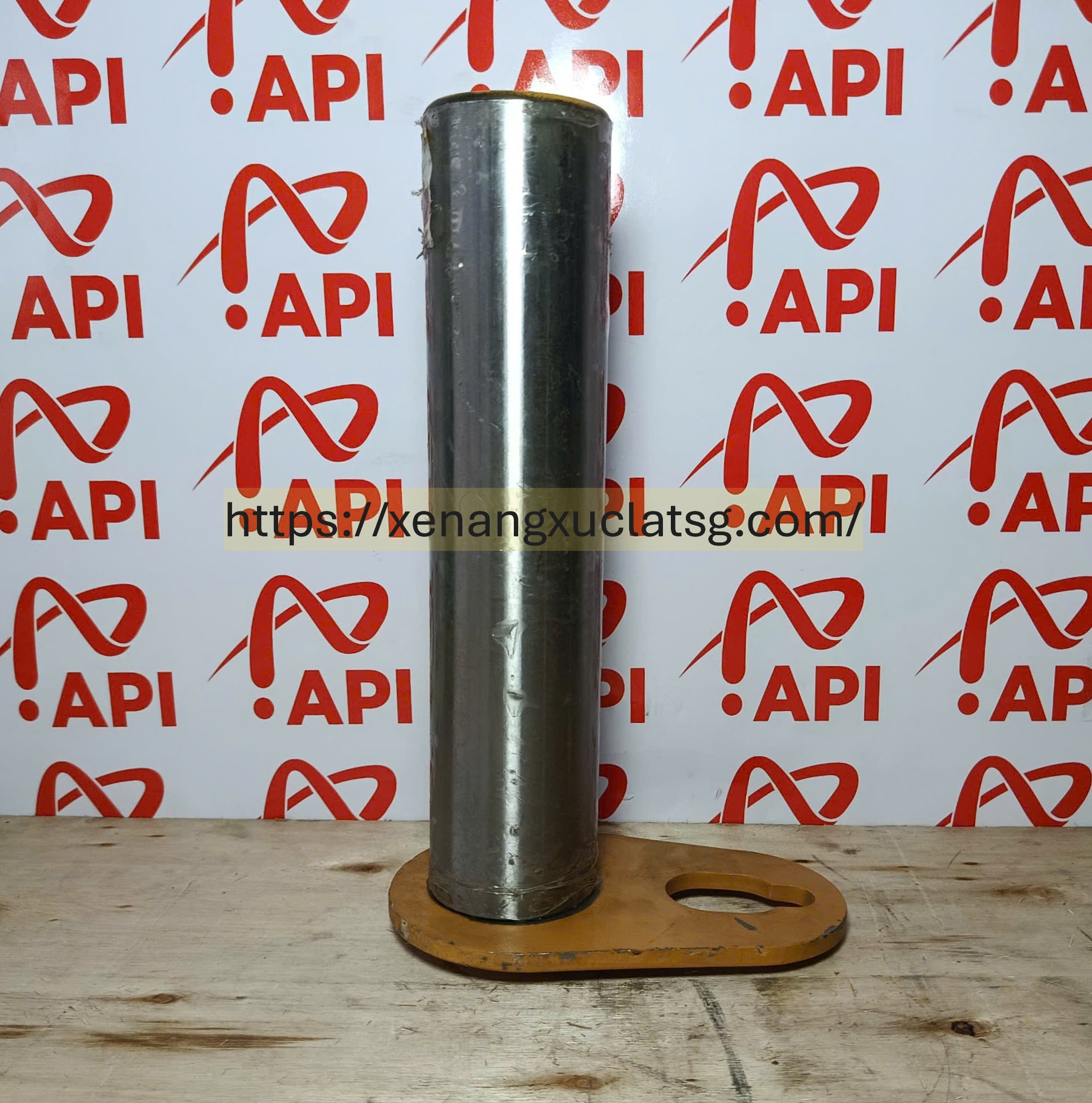 chot-ac-gau-xe-xuc-lat-lonking-833-80x380.jpg