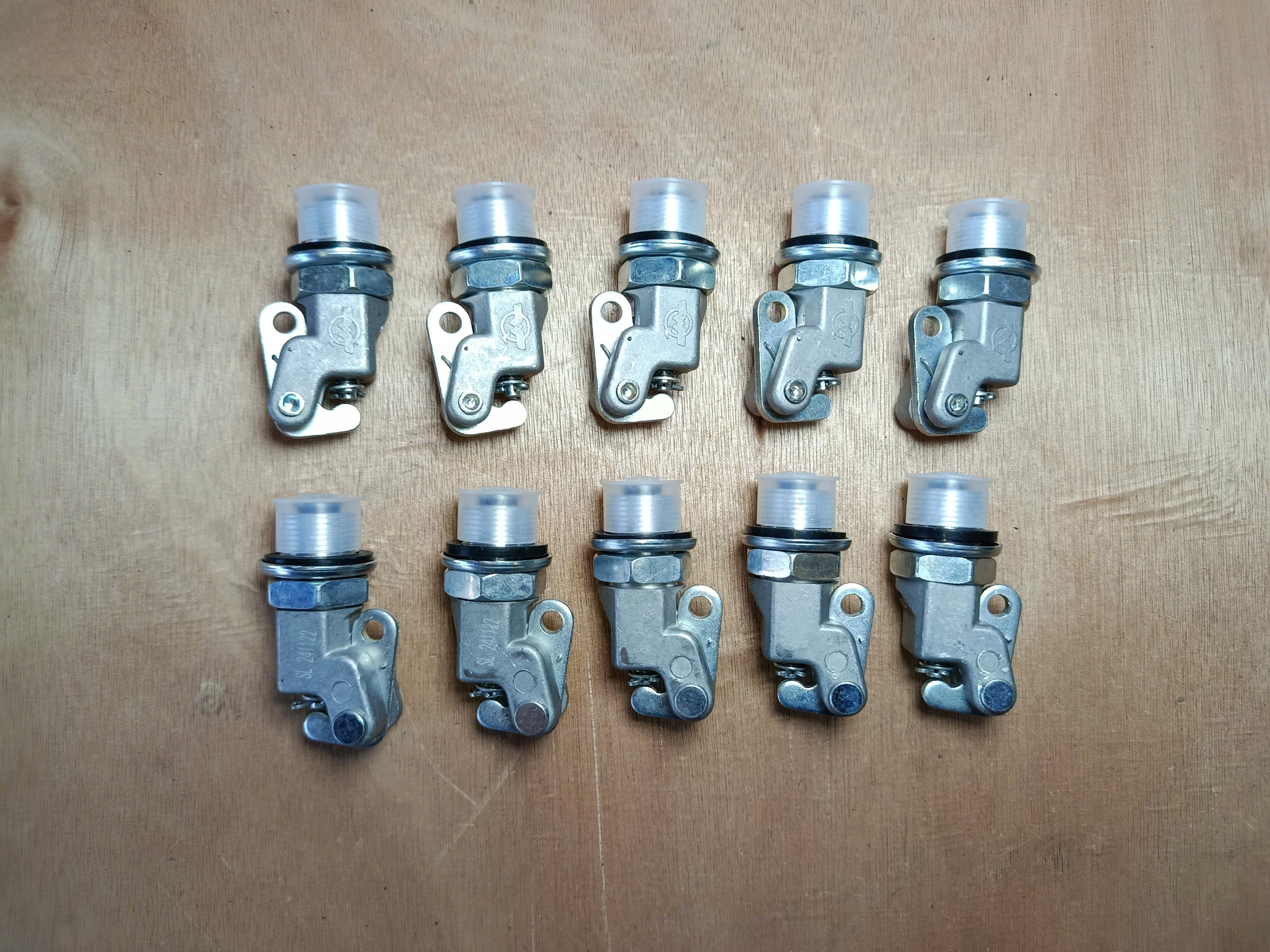 van xả nước bình hơi