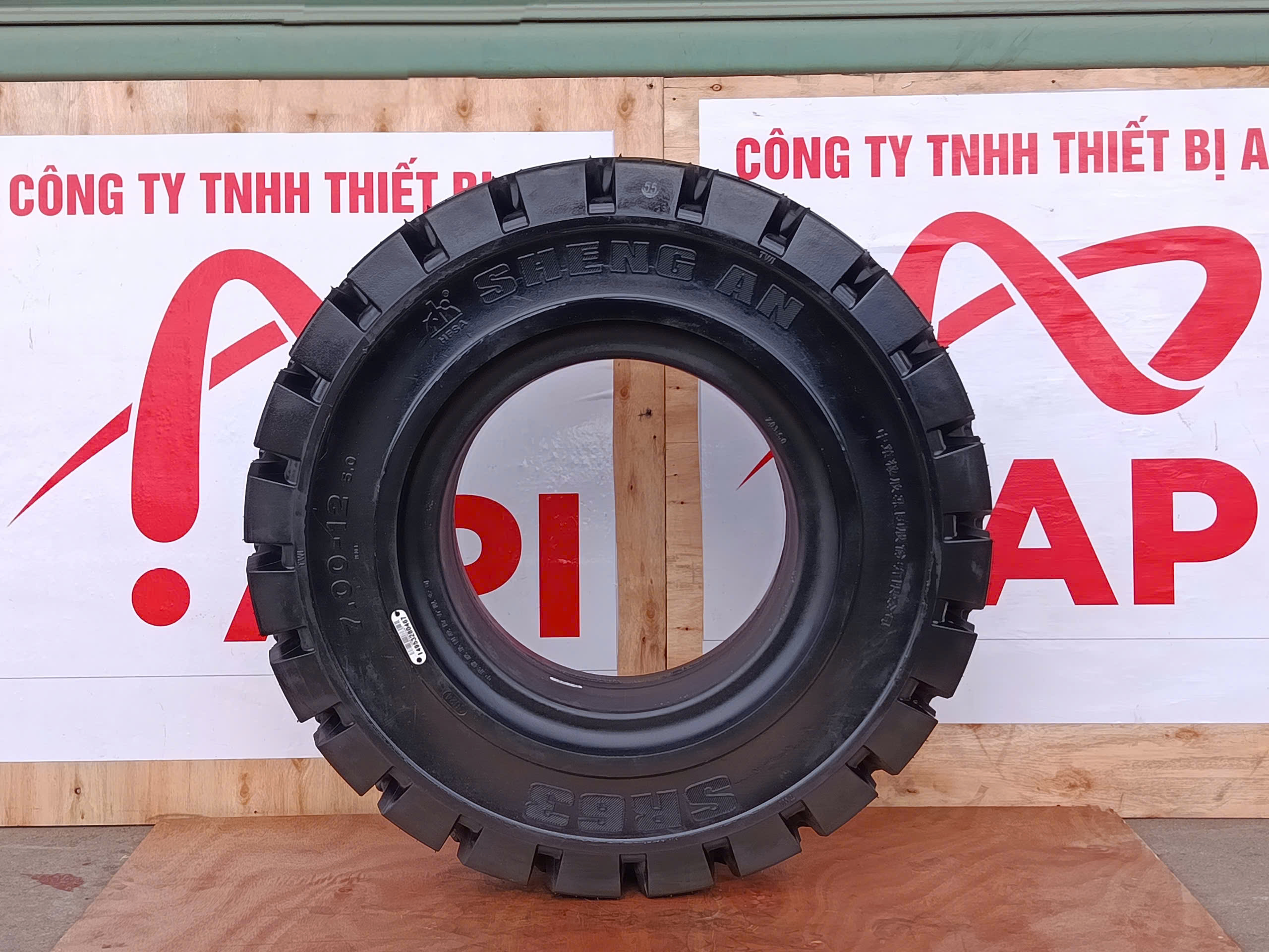 vỏ đặc xe nâng 700-12