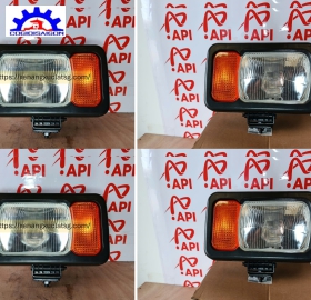 Đèn pha phía trước xe xúc lật