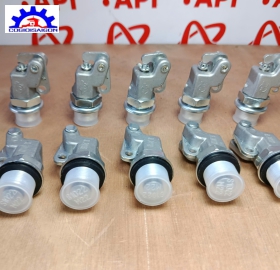 Van xả nước bình hơi xe xúc lật