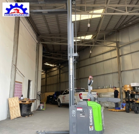 Xe nâng điện đứng lái 2 tấn Liugong - Pallet Stacker