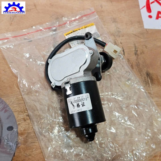 Mô Tơ Gạt Nước Phía Sau Xe Xúc Lật