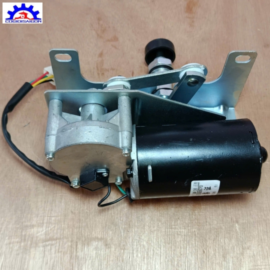 Mô Tơ Gạt Nước Phí Trước Xe Xúc Lật