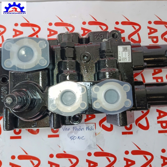 Van phân phối Lonking ZL50NC
