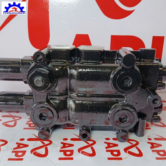 Van phân phối Lonking ZL50NC