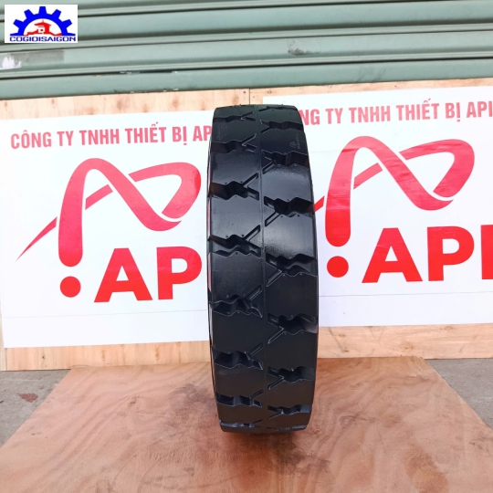 Vỏ đặc xe nâng 7.00-12