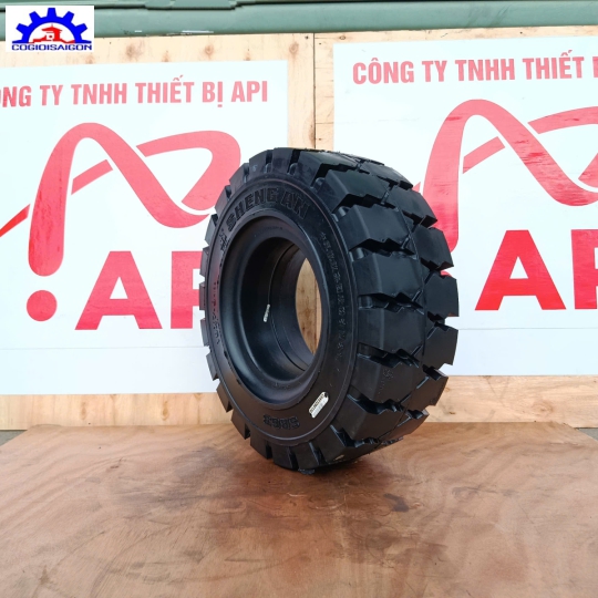 Vỏ xe nâng 18x7-8