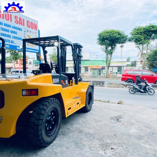 Xe Nâng Dầu 8 Tấn Liugong CLG2080H