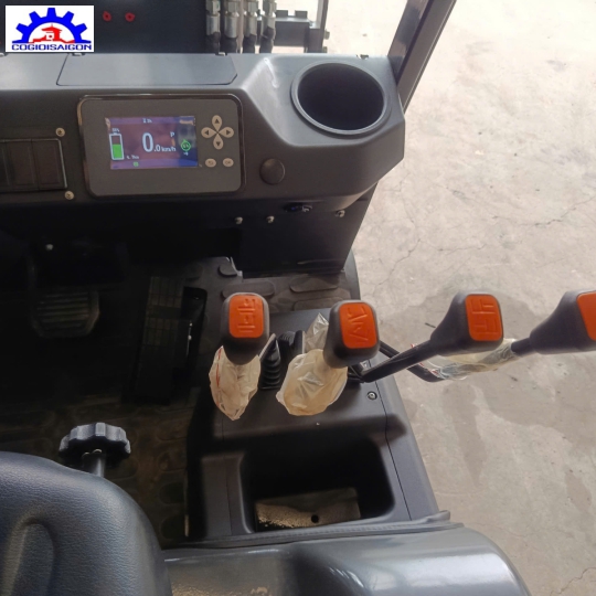 Xe nâng điện 2 tấn Liugong CPDS20-FMI (3 bánh)