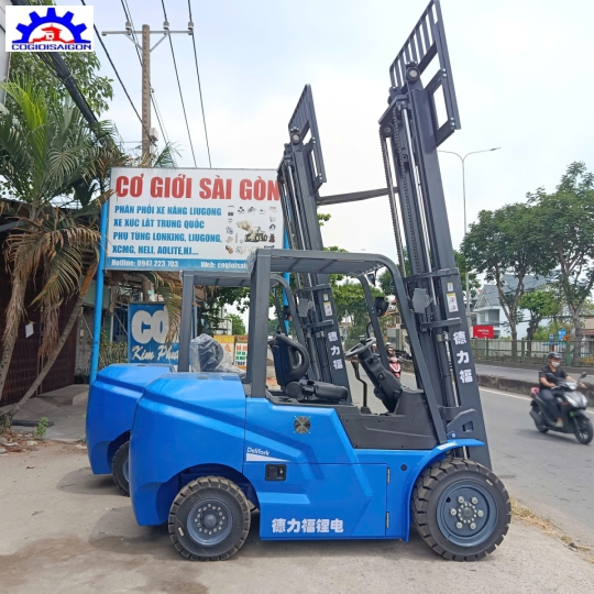 Xe nâng điện 3 tấn Delifork