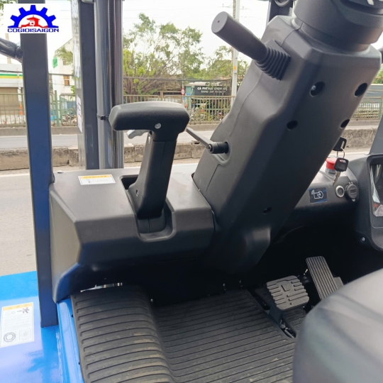 Xe nâng điện 3 tấn Delifork